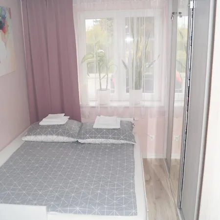 Apartament-moj Azyl Lägenhet