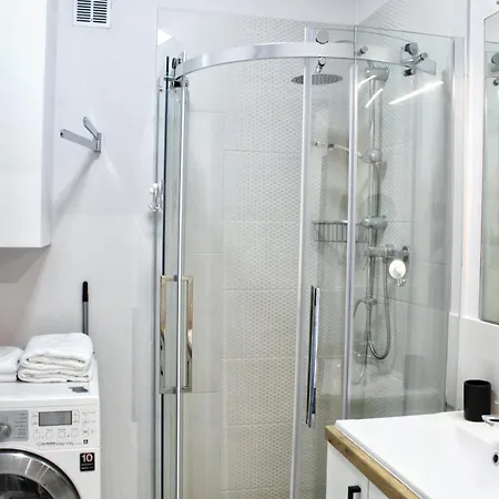 Apartament-moj Azyl Apartment